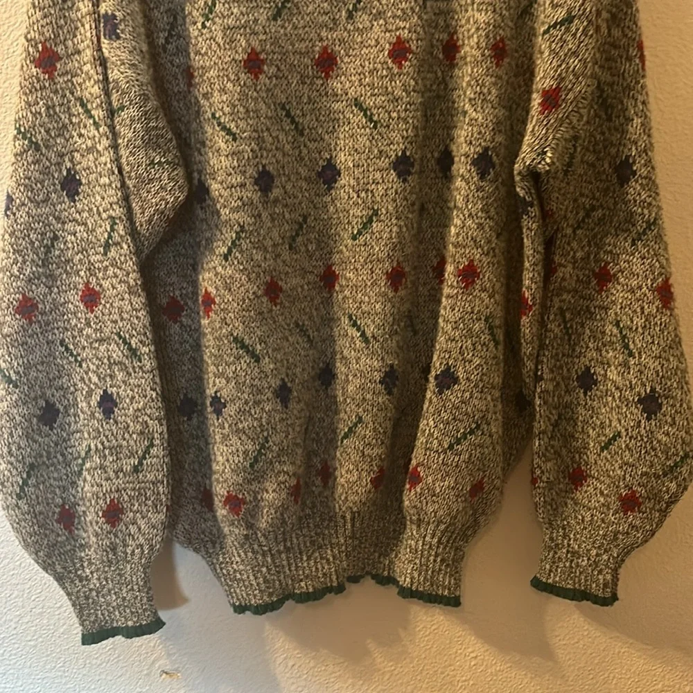Vintage Hennessy by Van Heusen crewneck sweater size XL